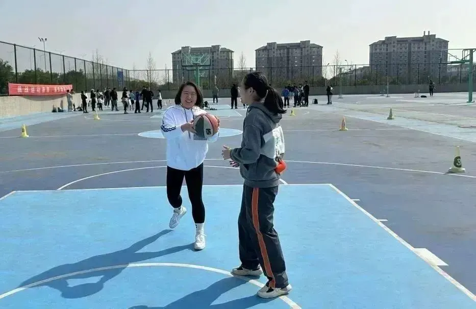 如何通过数据分析改进篮球比赛战术训练_1